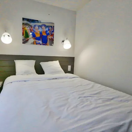 Domaine Le Sherwood מלון דירות נוטרדאם-דו-מונט