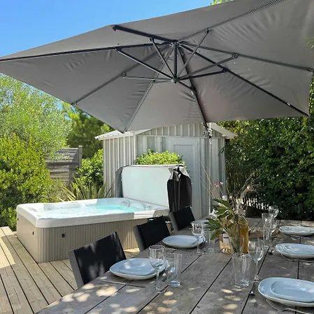 Hotel apartamentowy Domaine Le Sherwood 3*